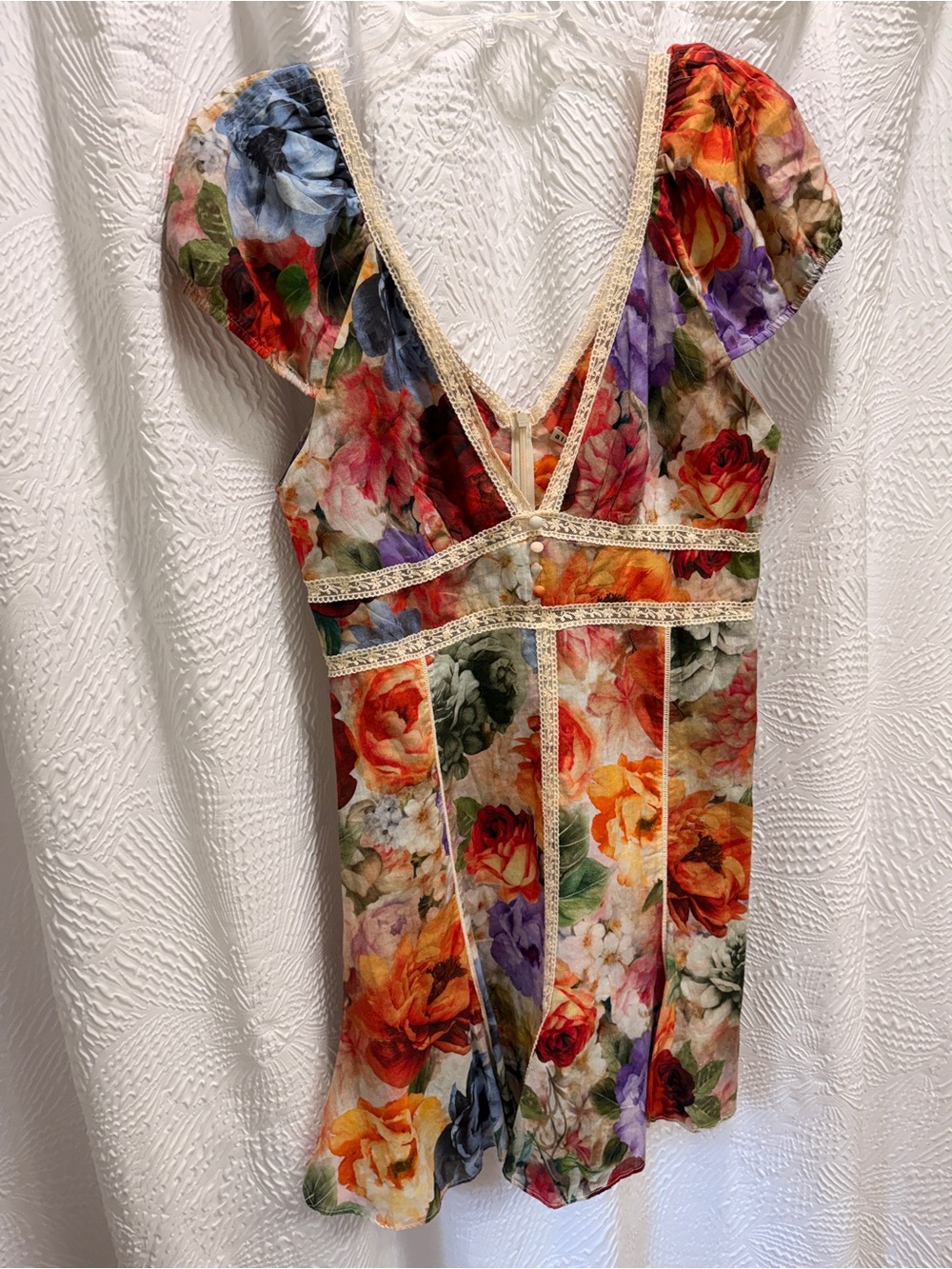 NWT Alice + Olivia Rose Floral Print Mini Dress; Size 10; $79